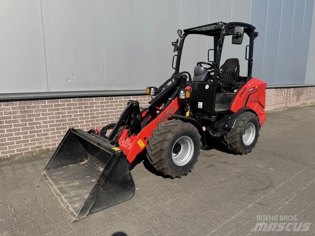 Manitou MLA3 轮式装载机