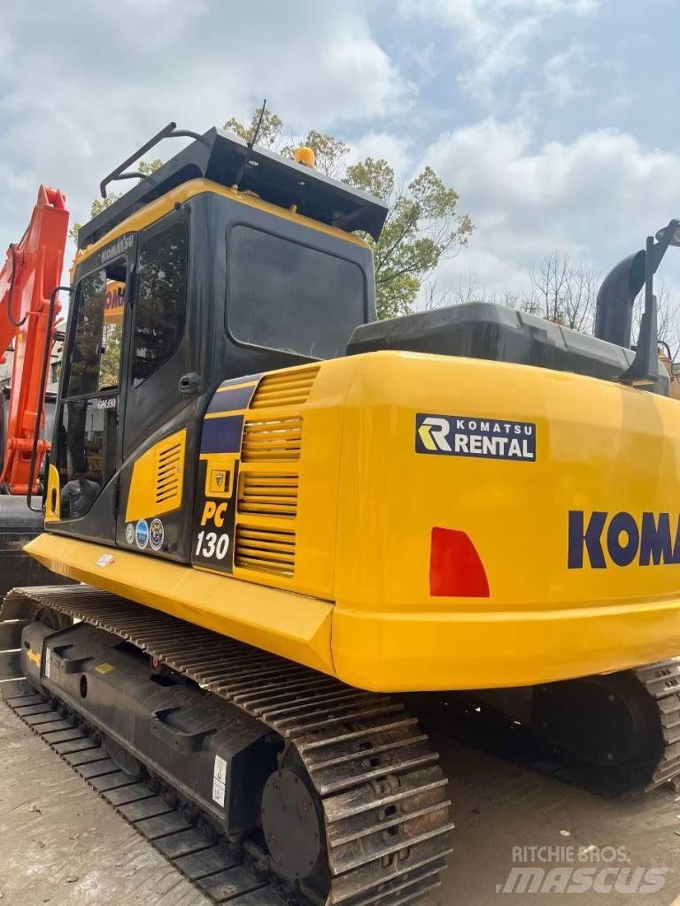 Komatsu PC130 履带挖掘机