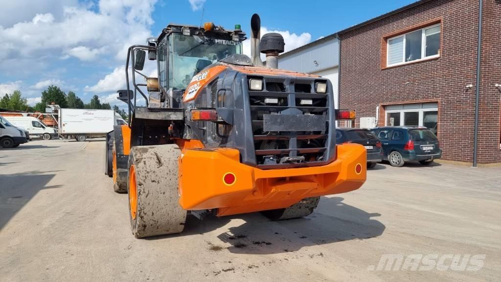 Hitachi ZW 220-6 轮式装载机