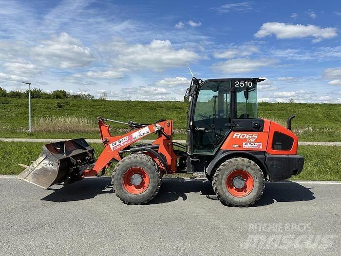 Kubota R065 轮式装载机