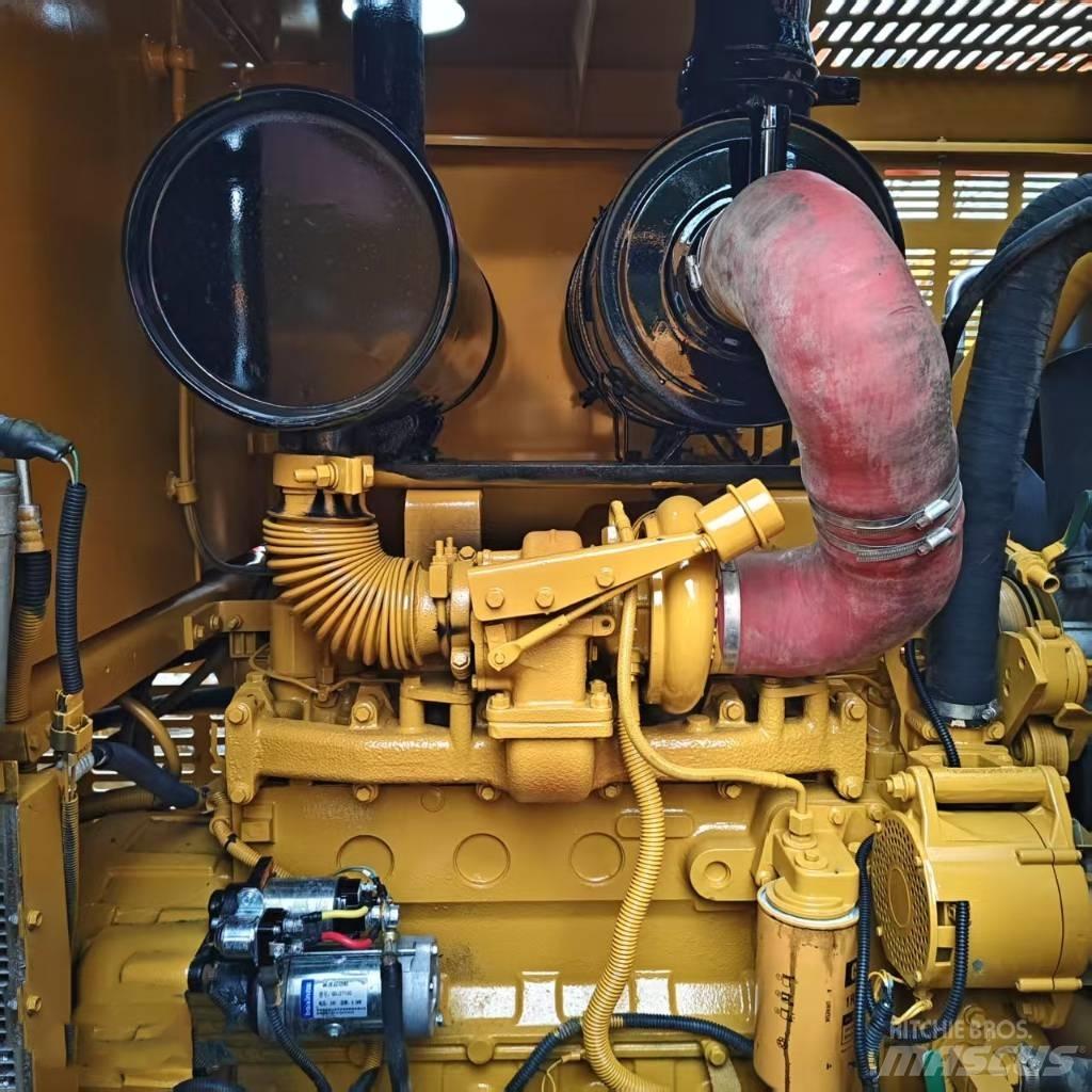 CAT 140 H 平地机/推土机