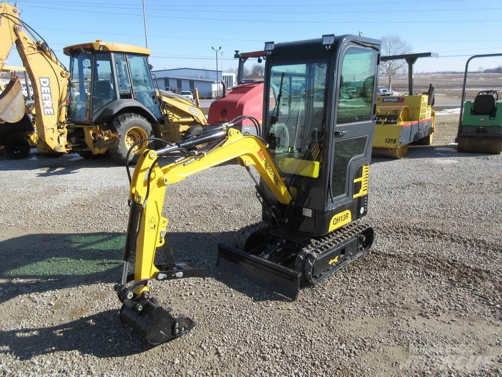 AGT QH13R 小型挖掘机