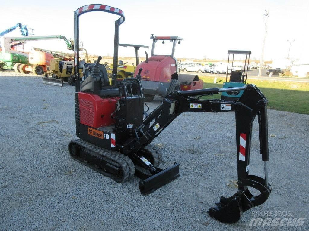  Bobcat® 418 小型挖掘机