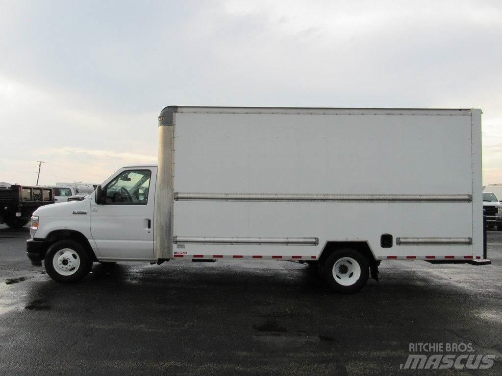 Ford E-350 厢式货车