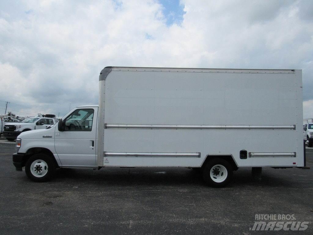 Ford E-350 厢式货车