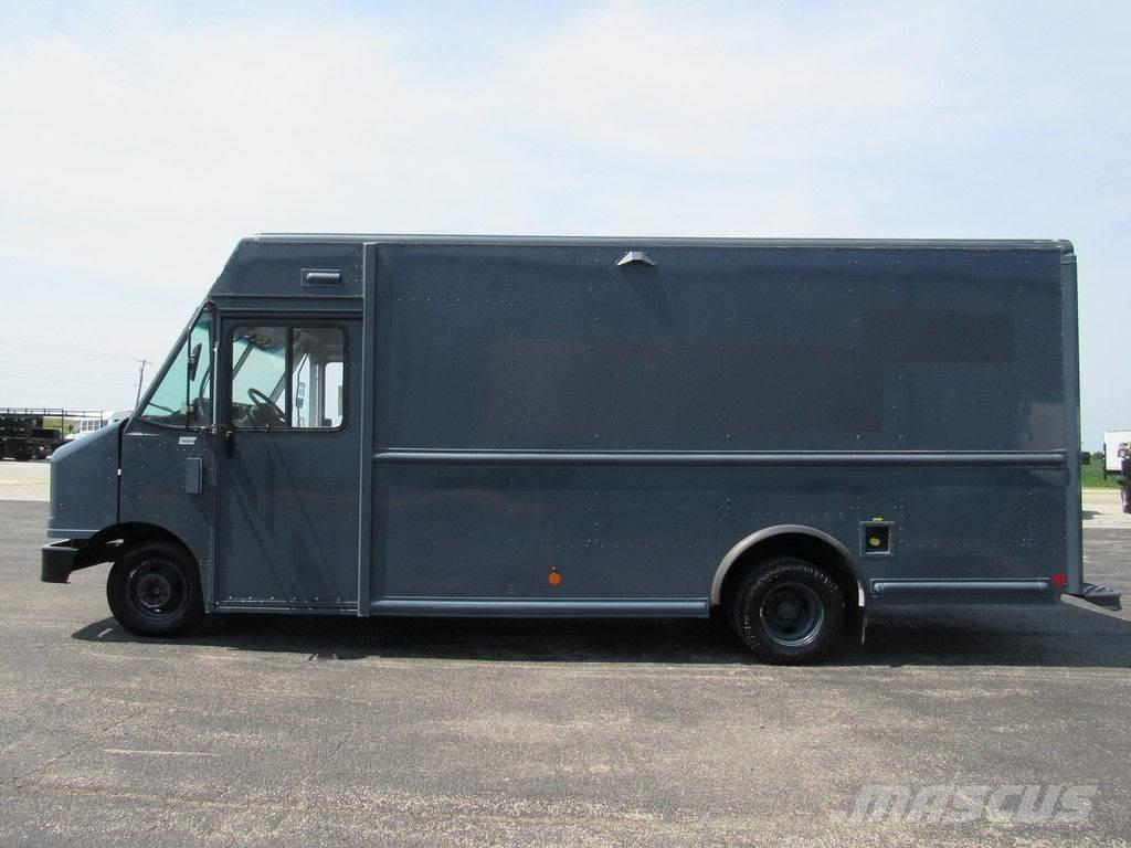 Ford E-450 厢式货车