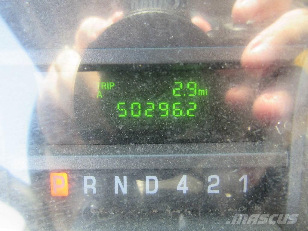 Ford E-450 厢式货车