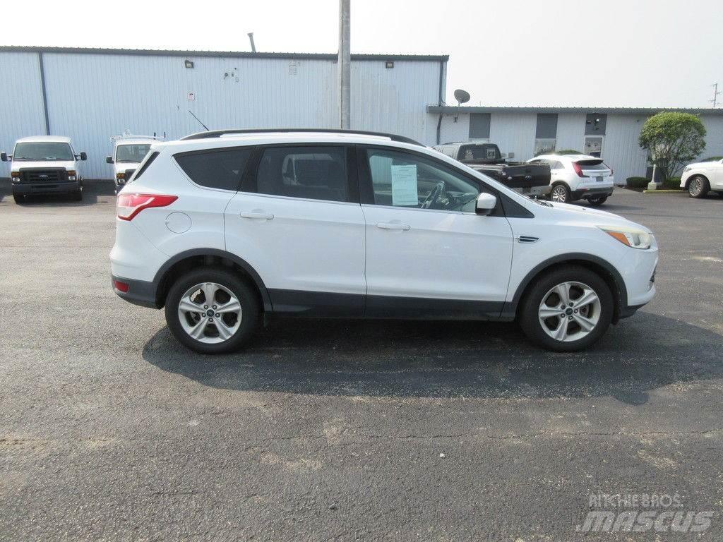 Ford Escape 汽车
