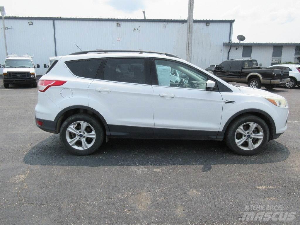 Ford Escape 汽车