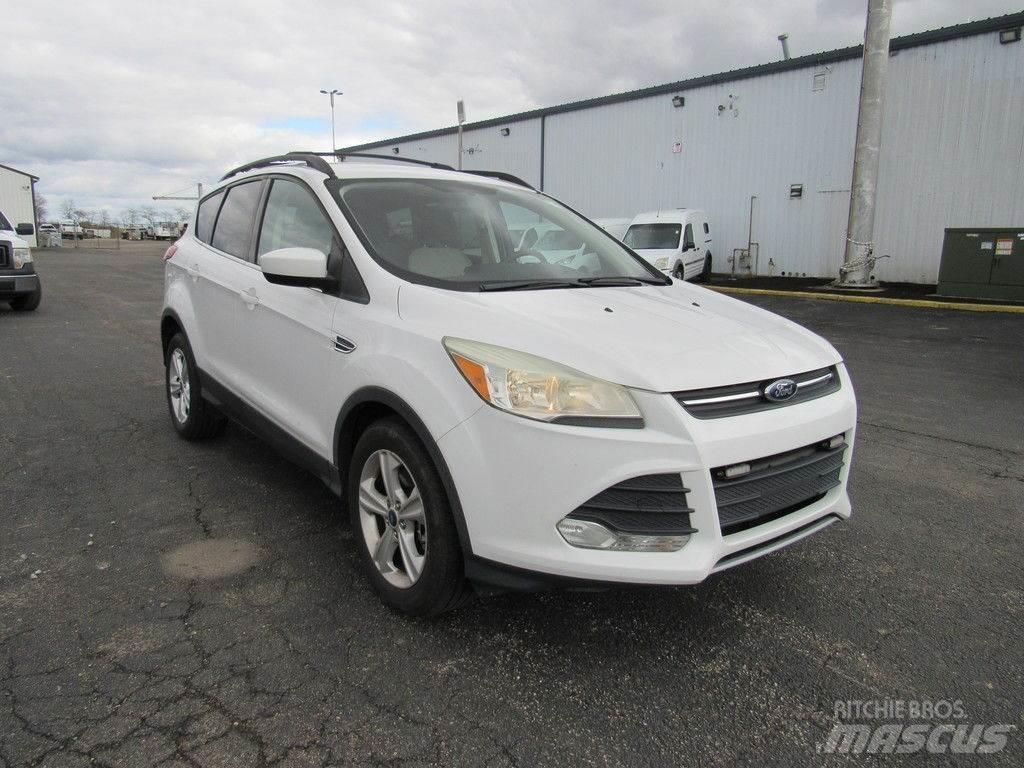 Ford Escape 汽车
