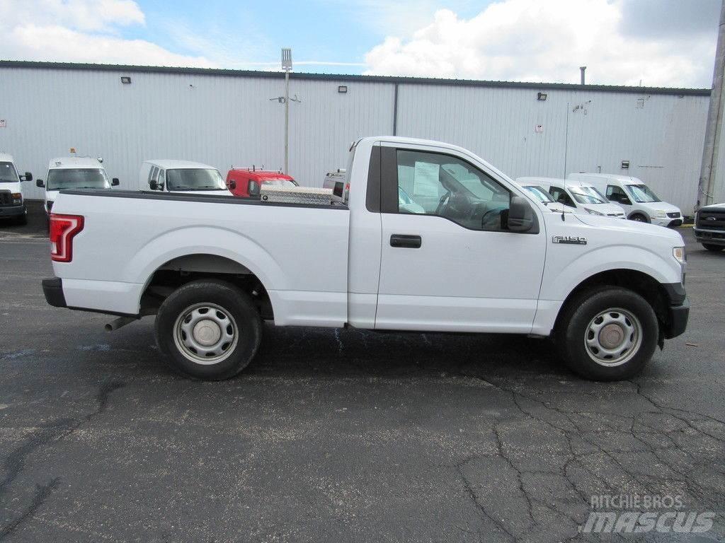 Ford F-150 皮卡车