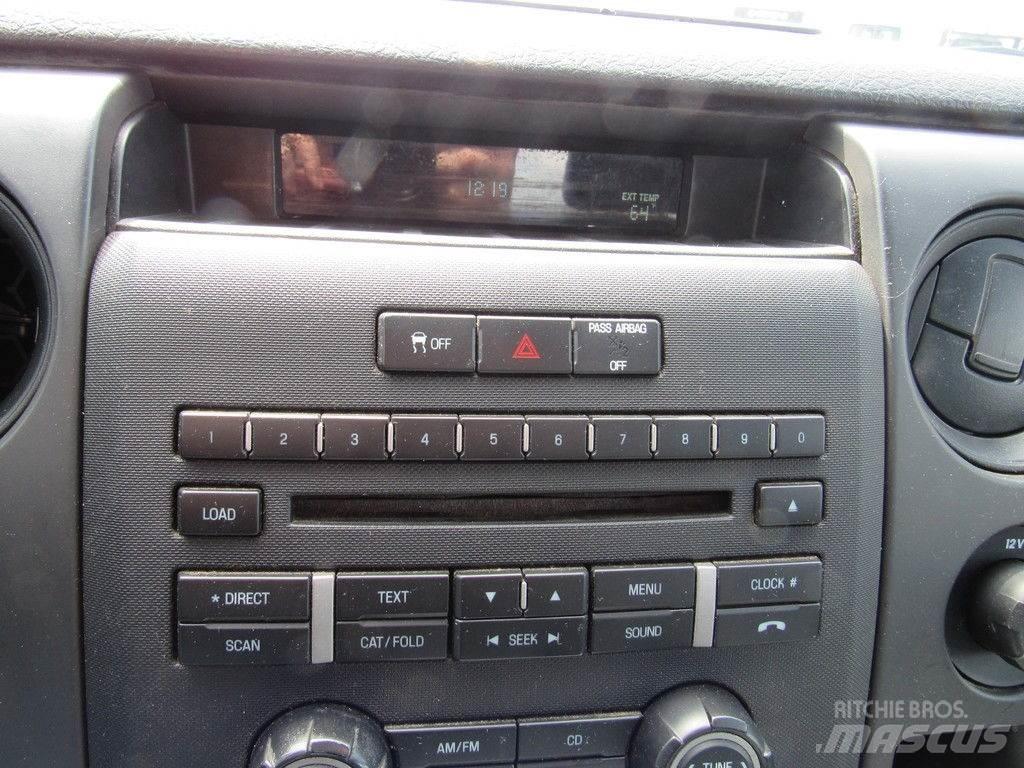 Ford F-150 皮卡车