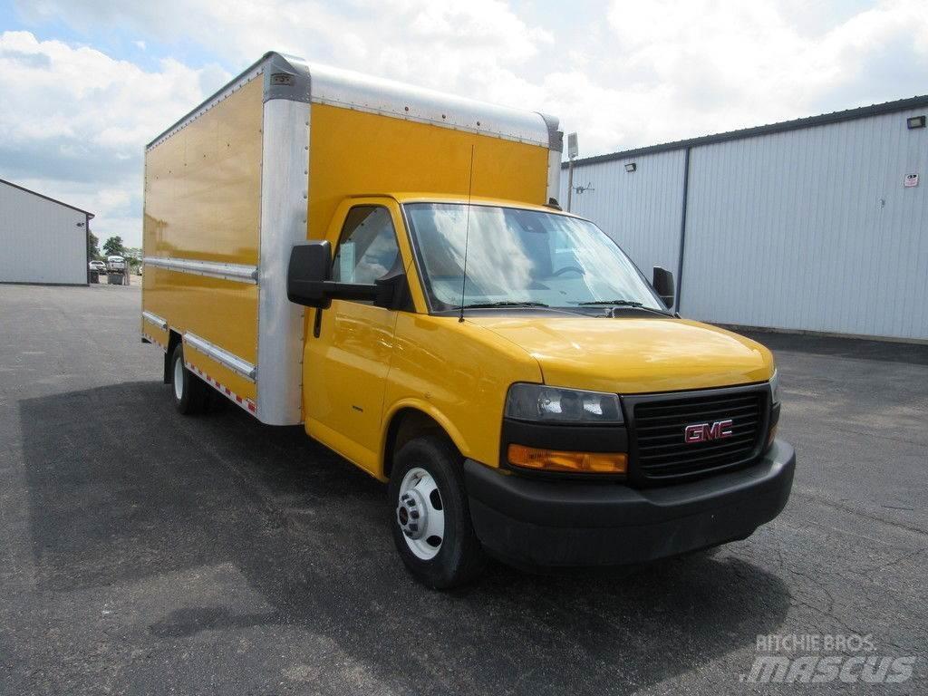 GMC Savana 3500 厢式货车
