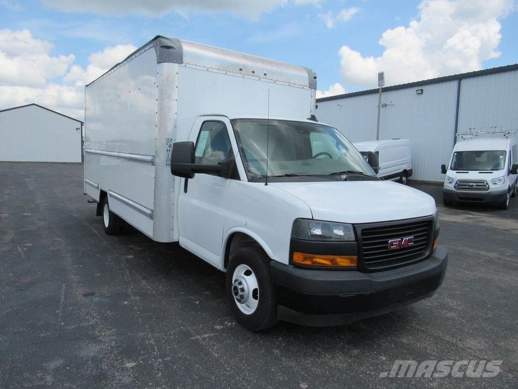GMC Savana 3500 厢式货车