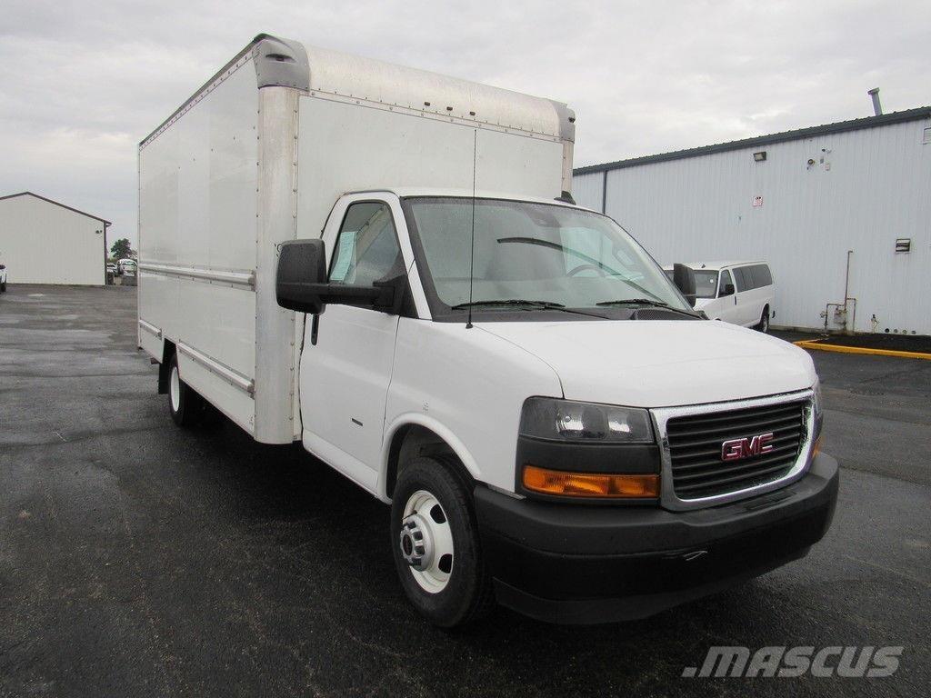 GMC Savana 3500 厢式货车