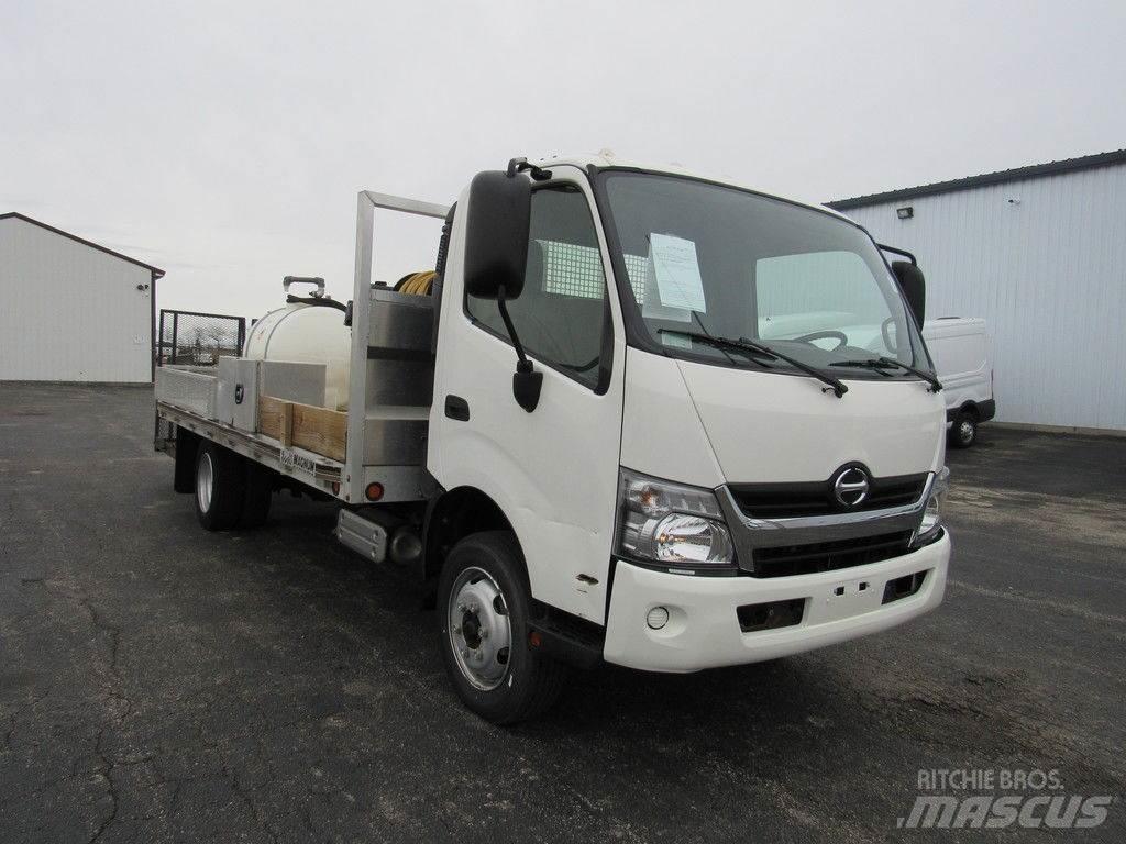 Hino XJC740 平板栏板货车