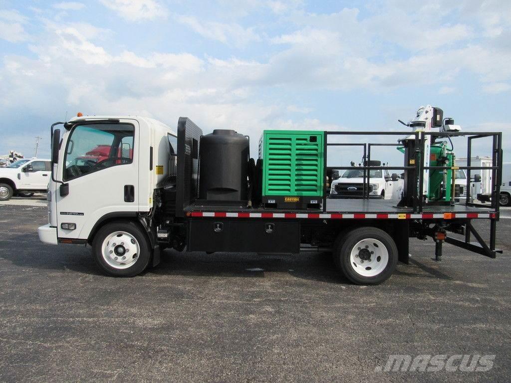 Isuzu NPR HD 平板栏板货车