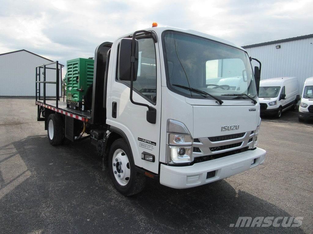 Isuzu NPR HD 平板栏板货车