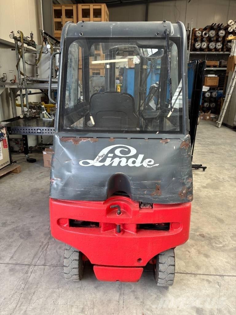 Linde E 20 P-02 电动叉车