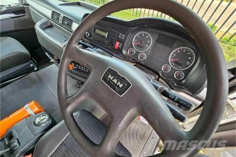 MAN 33 SERIES 其他货车