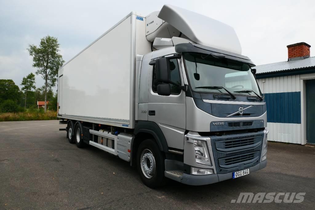 Volvo FM 330 6x2*4 冷藏车