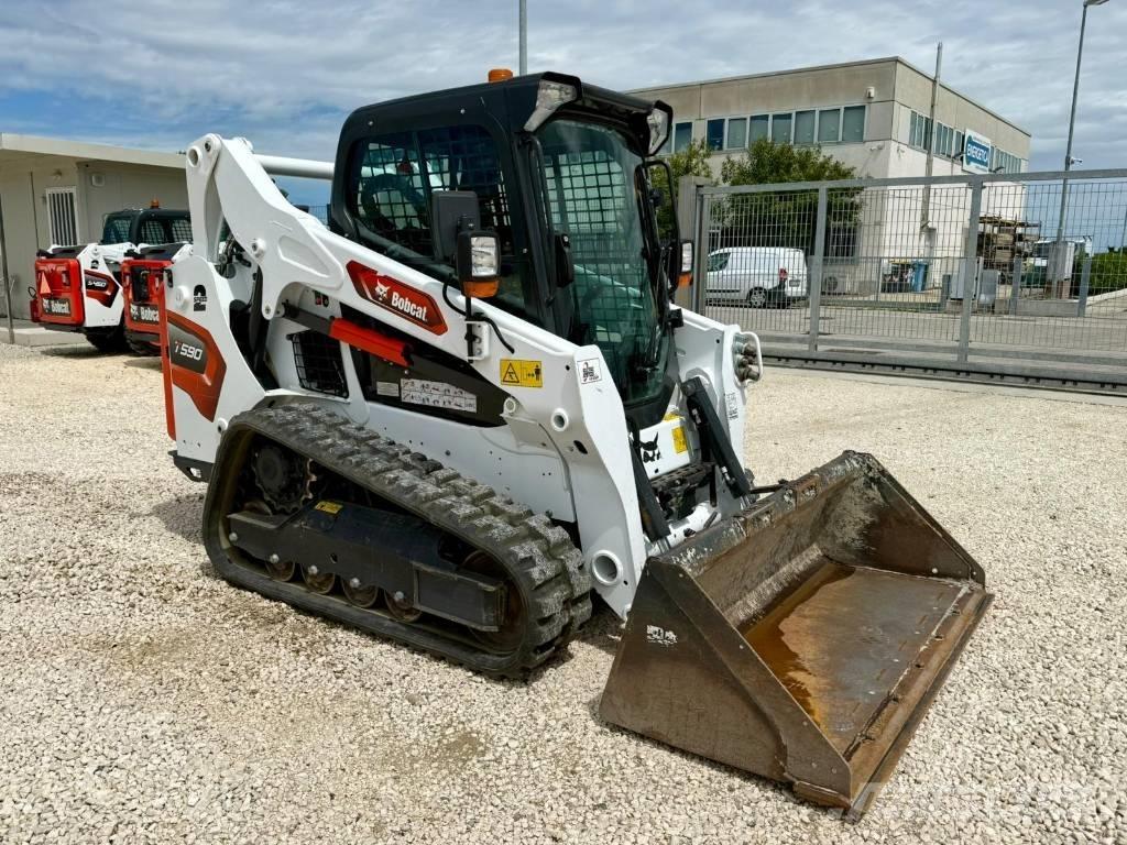 Bobcat T 590 小型装载机