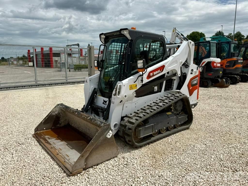 Bobcat T 590 小型装载机