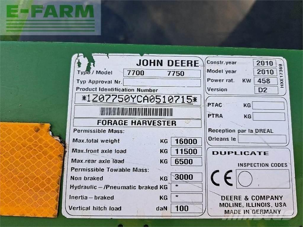John Deere 7750 自走式青贮饲料收割机