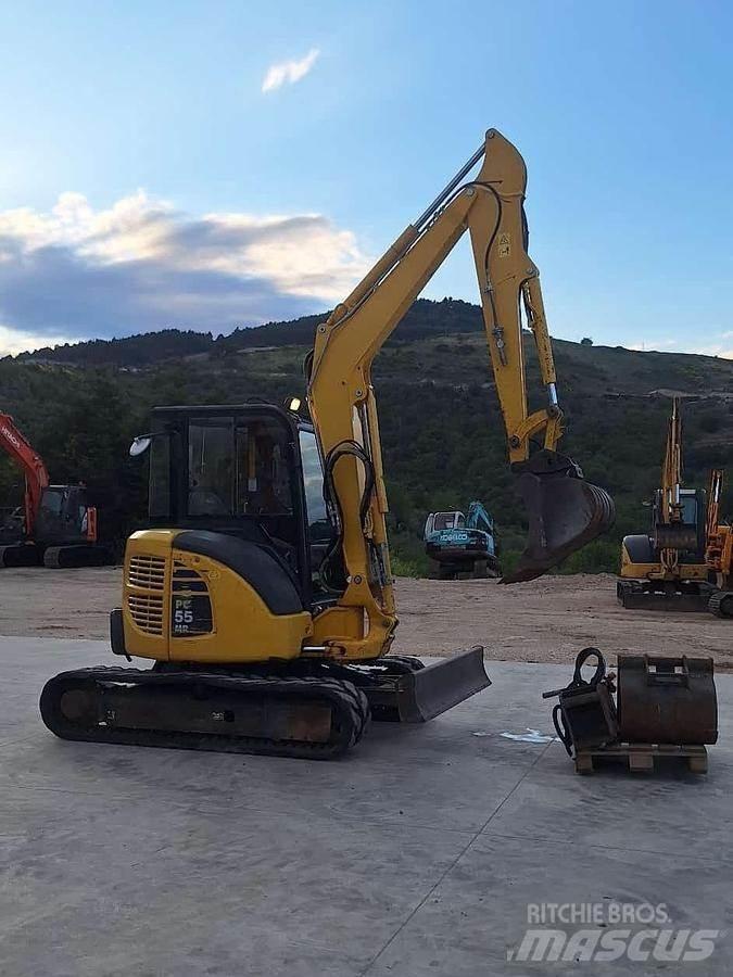 Komatsu PC55 小型挖掘机
