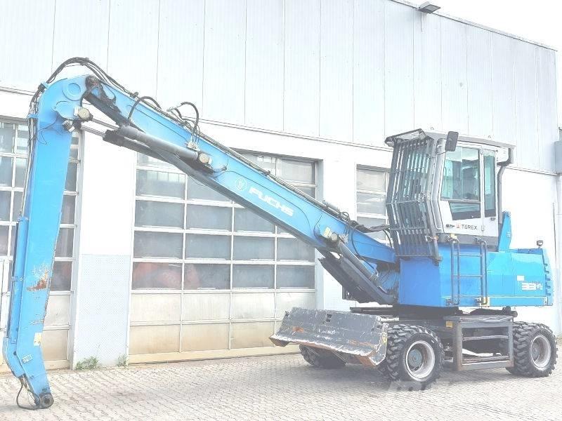 Fuchs MHL 334 E 挖坑机