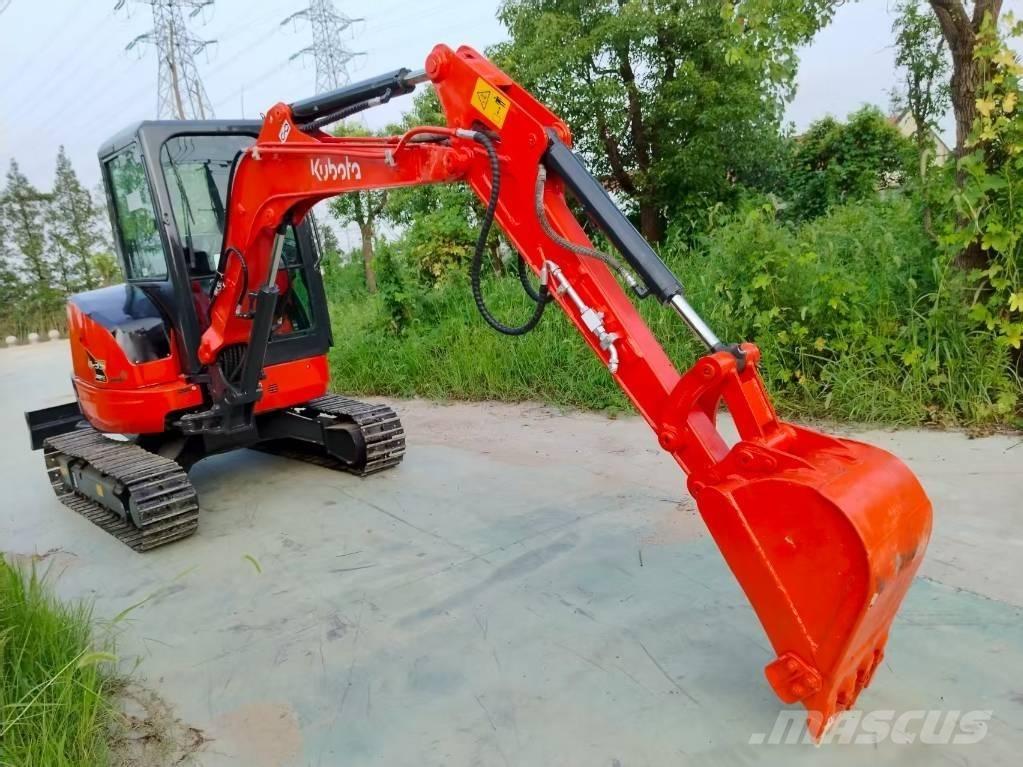 Kubota U 35 小型挖掘机
