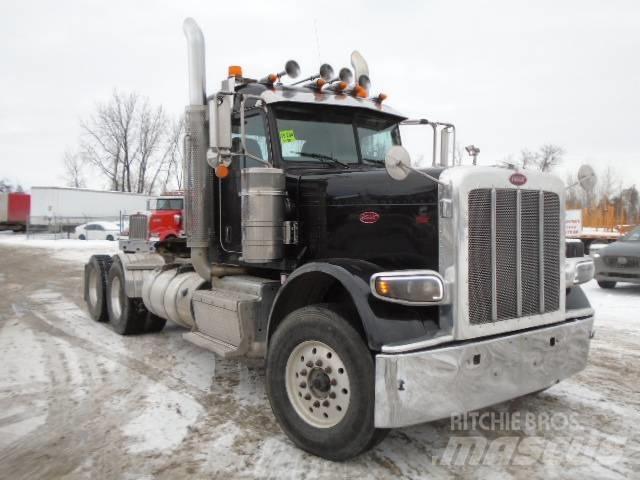 Peterbilt 388 牵引车
