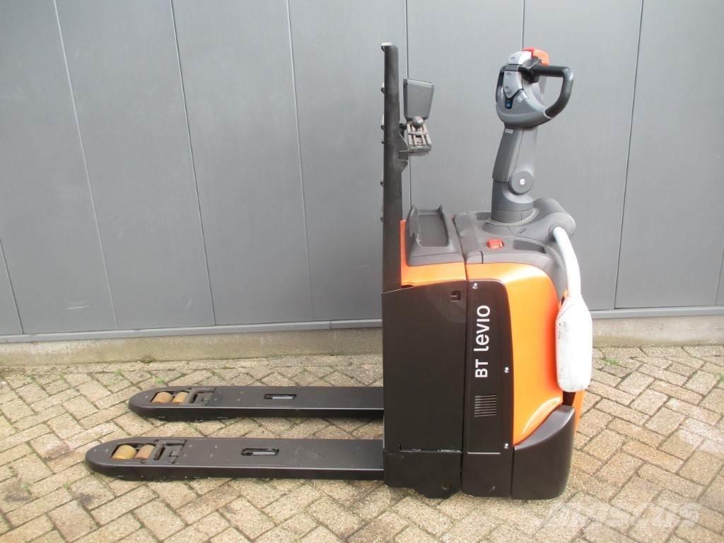 Toyota LPE 200 电动搬运车