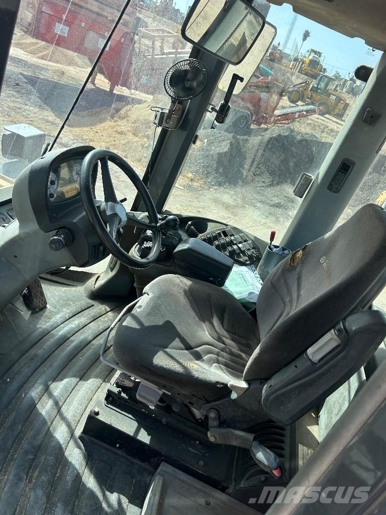 New Holland W 170 B 轮式装载机