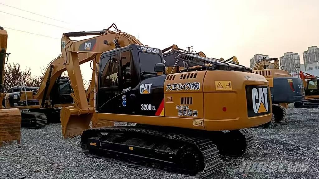 CAT 320DL 履带挖掘机