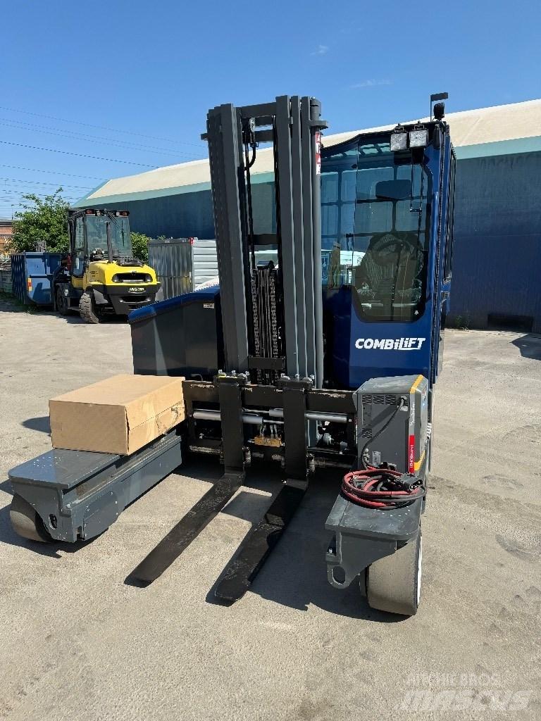 Combilift C4000ET 四轮前移式叉车