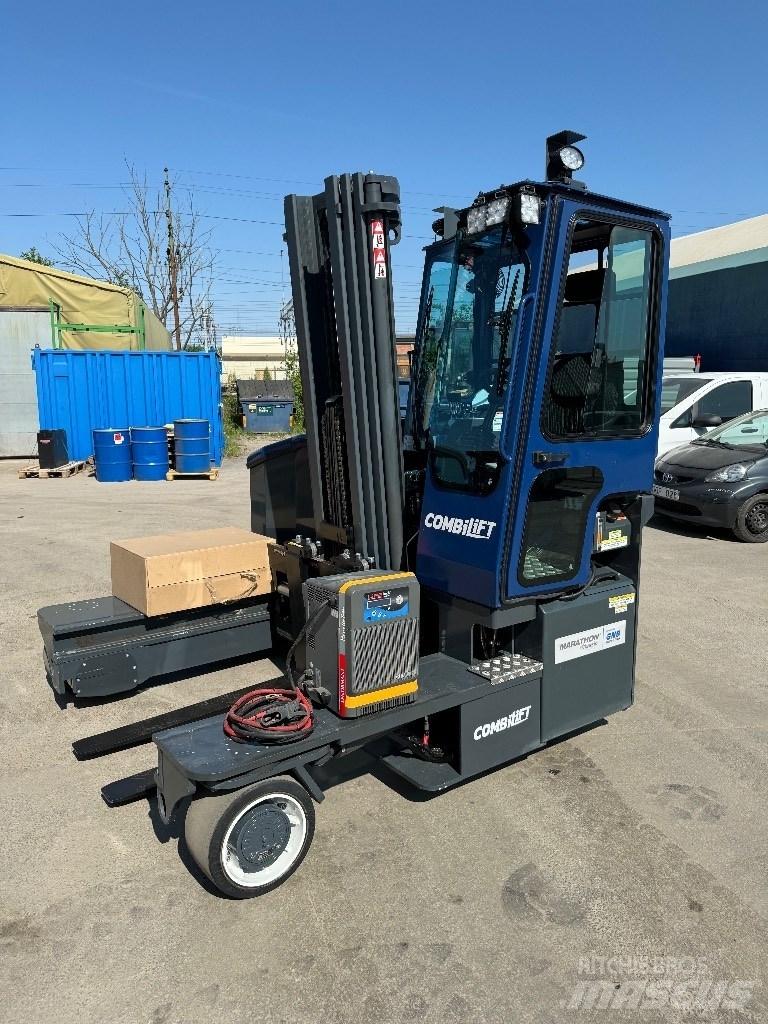 Combilift C4000ET 四轮前移式叉车