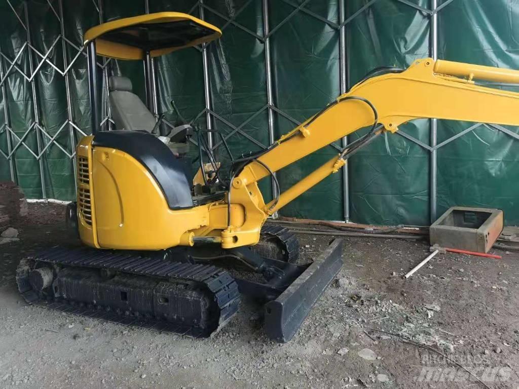 Komatsu PC 30MR 小型挖掘机