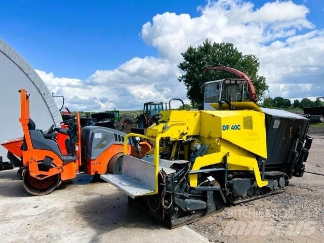 Demag DF 40 C 沥青摊铺机