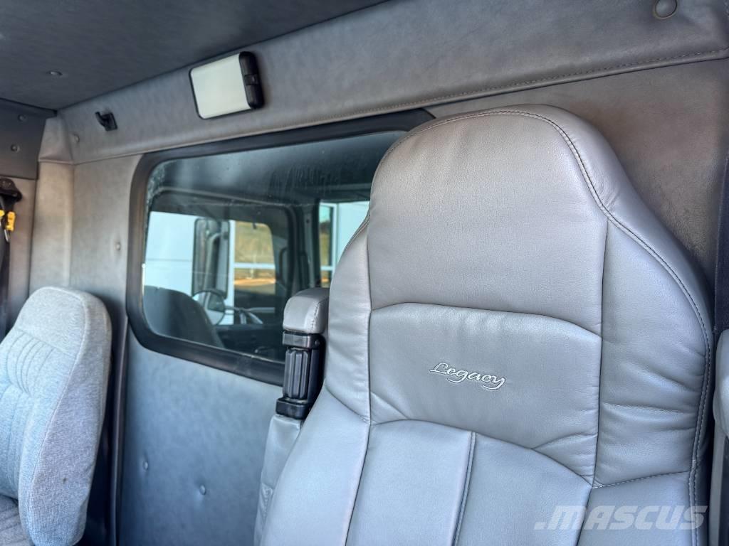 Western Star 4900 自卸式货车