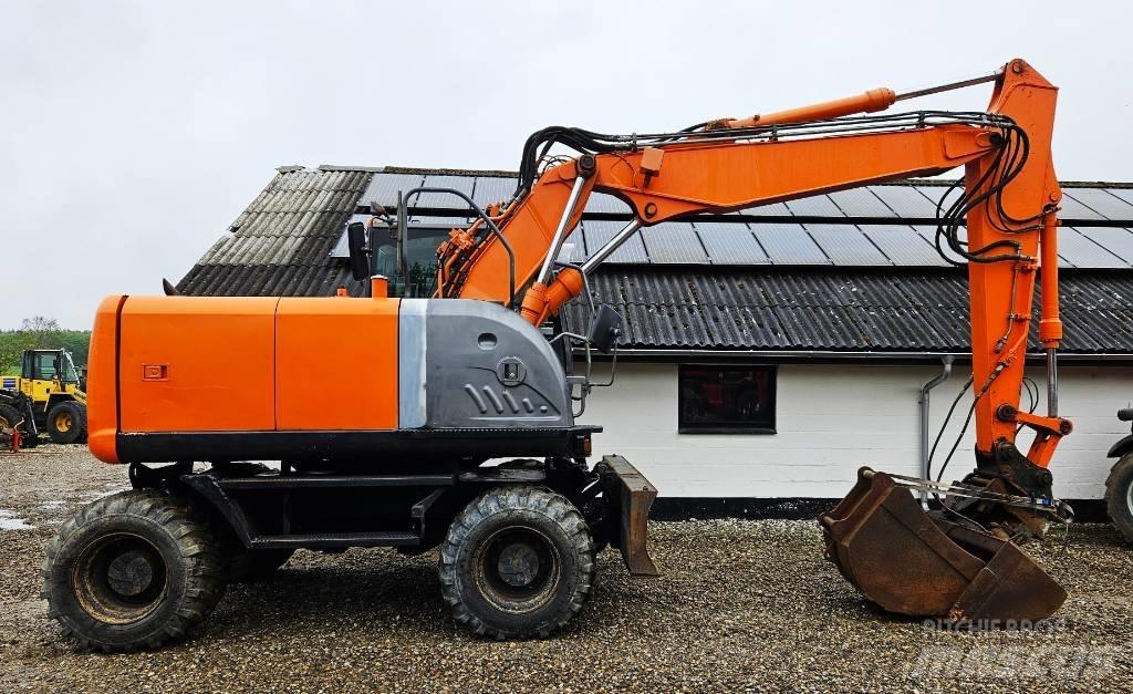 Hitachi ZX 140 W-3 轮式挖掘机