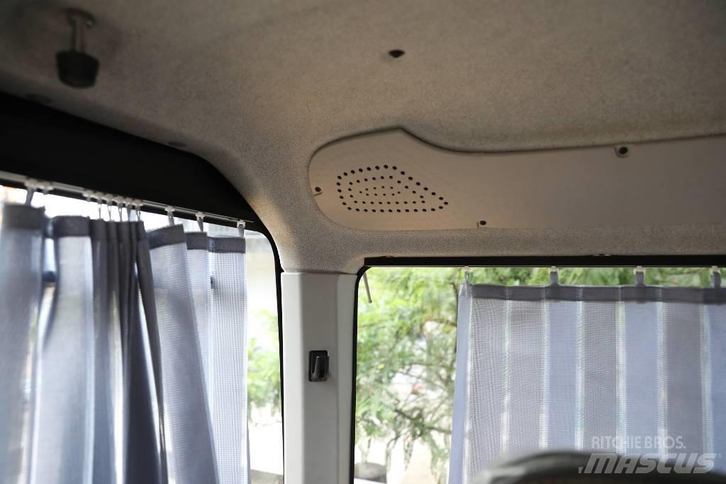 XCMG XE60GA 履带挖掘机