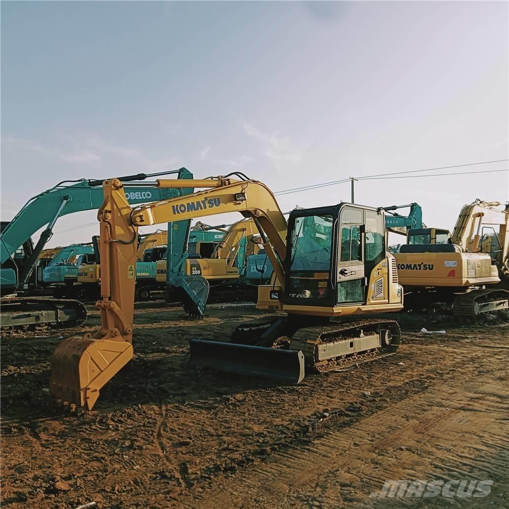Komatsu PC70-8 中型挖掘机