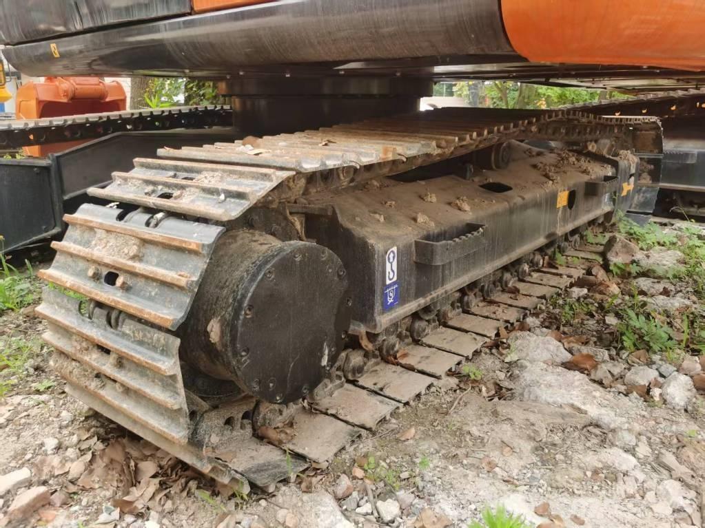 Hitachi ZX 120 履带挖掘机
