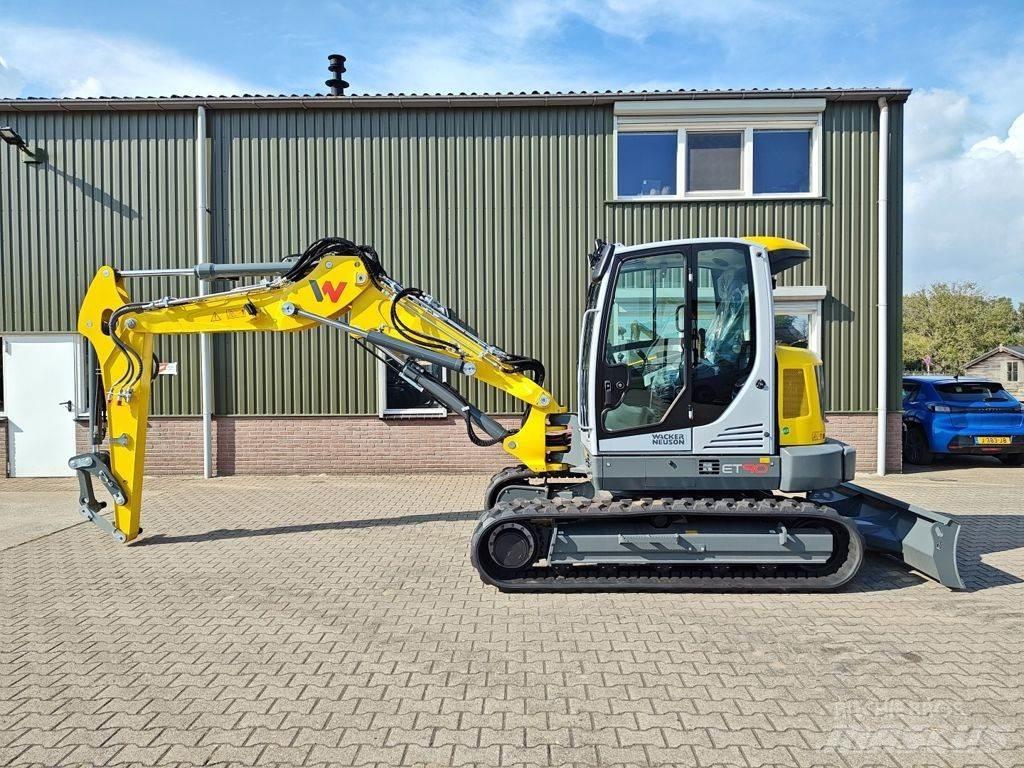 Wacker Neuson ET90 轮式挖掘机