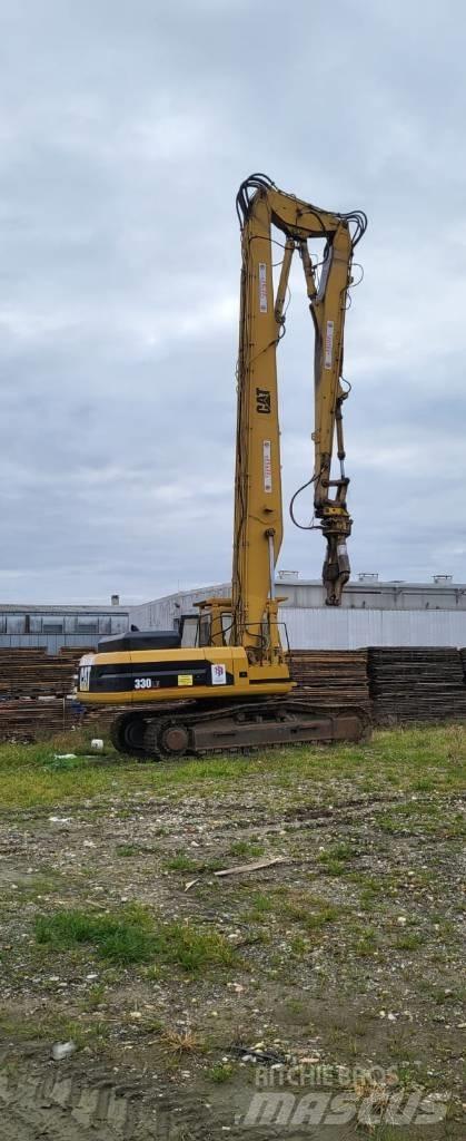CAT 330 B LN 组装挖掘机