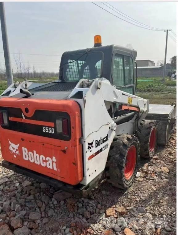 Bobcat S 550 滑移装载机