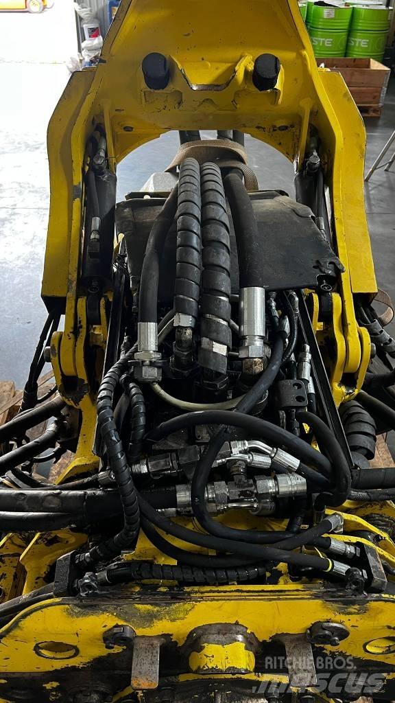 John Deere 480 C 收割机机箱