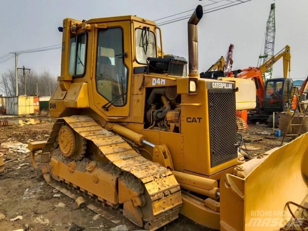 CAT D 4 H 履带式推土机