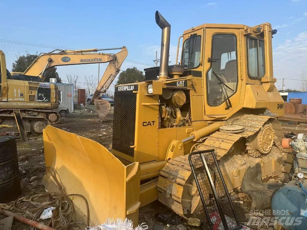 CAT D 4 H 履带式推土机